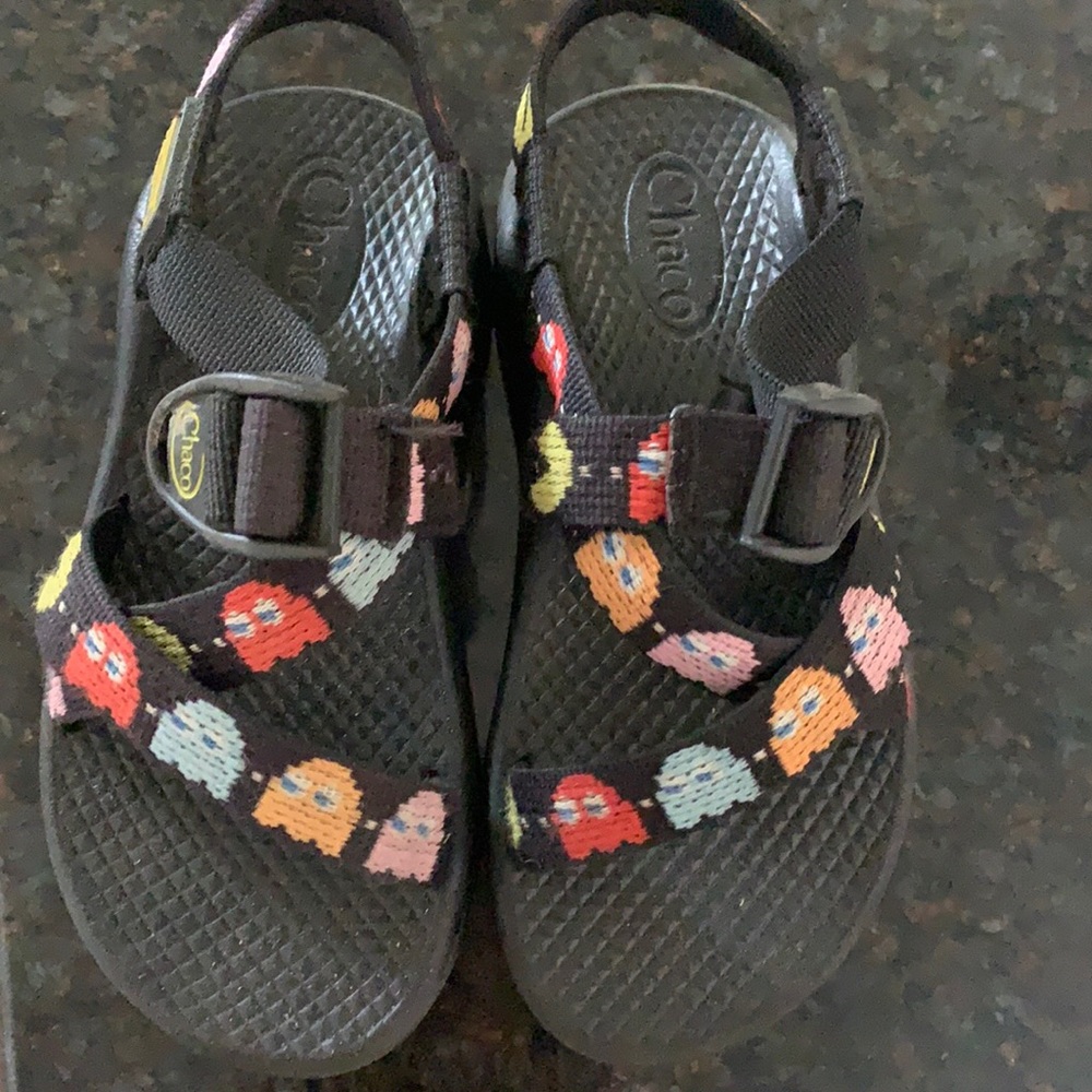 PAC man chacos